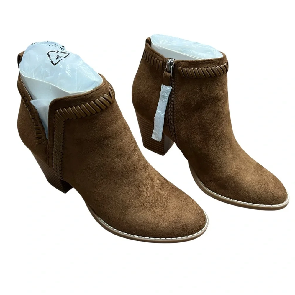 Dolce Vita DV8 NWOB Brown Jace Women's Faux Suede Heeled Booties Size 6 - Picture 3 of 10